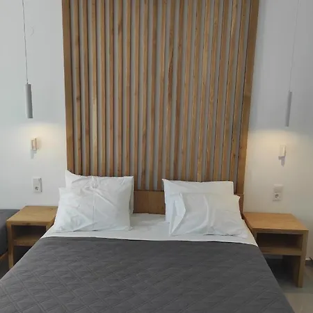 Melissa Apartments, & 3*