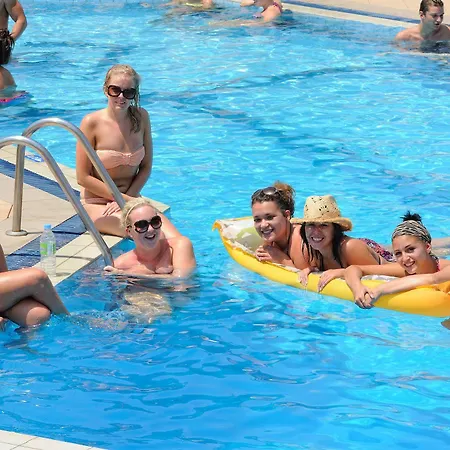 Melissa Apartments, & Ξενοδοχείο με διαμερίσματα Μάλια
